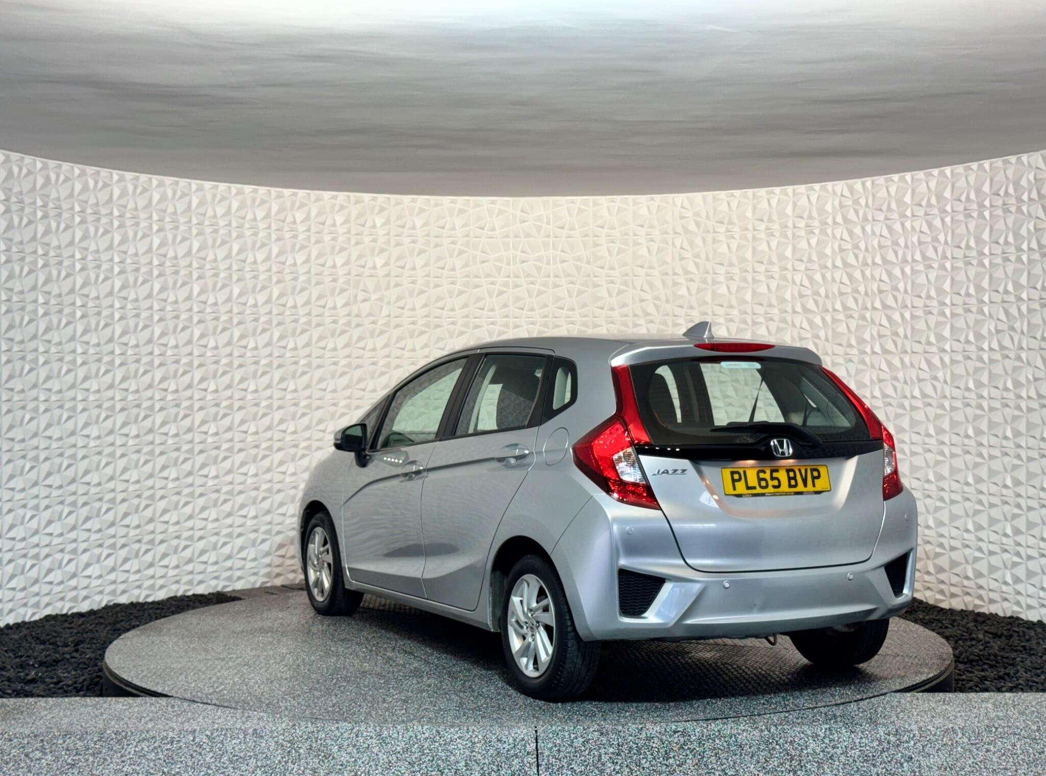Honda Jazz - Image 14
