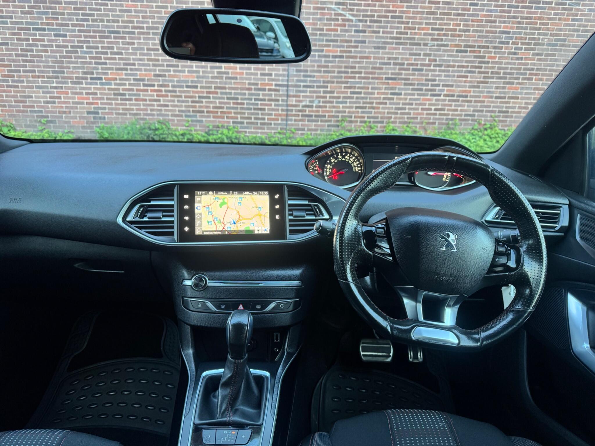 Peugeot 308 - Image 24