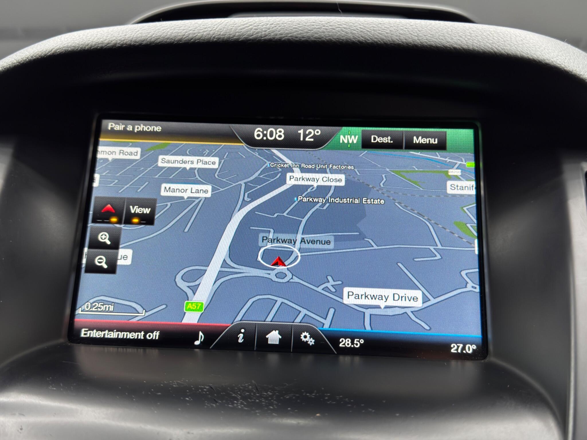 Ford Focus - Image 29