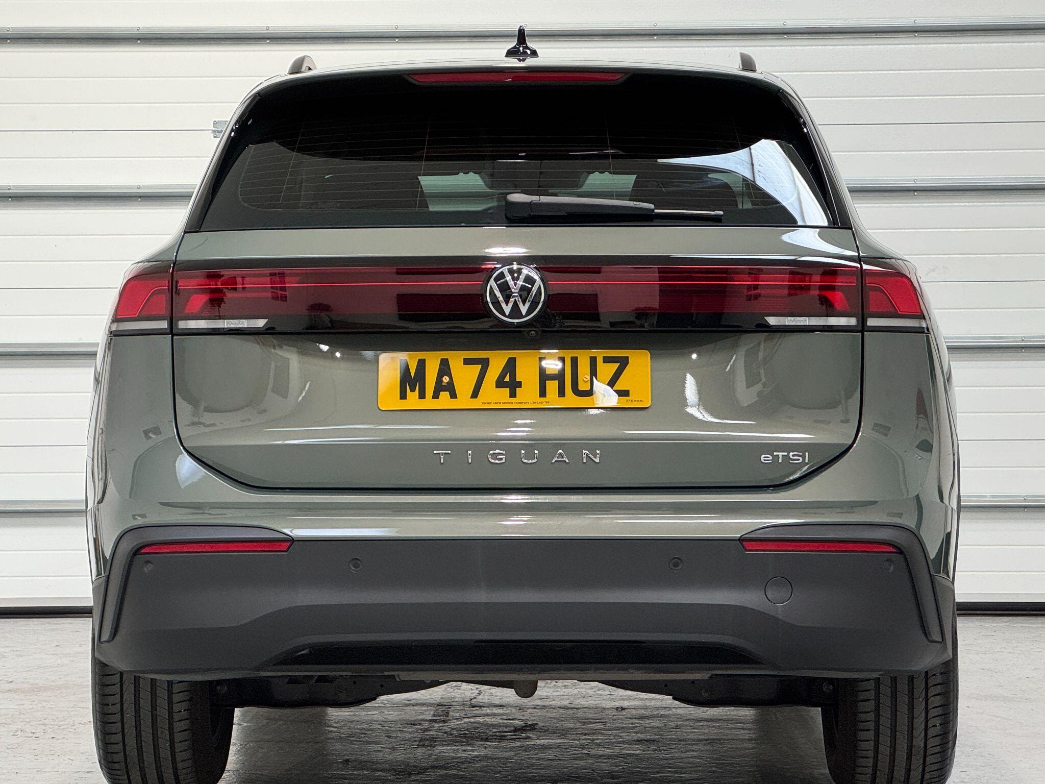 Volkswagen Tiguan - Image 13