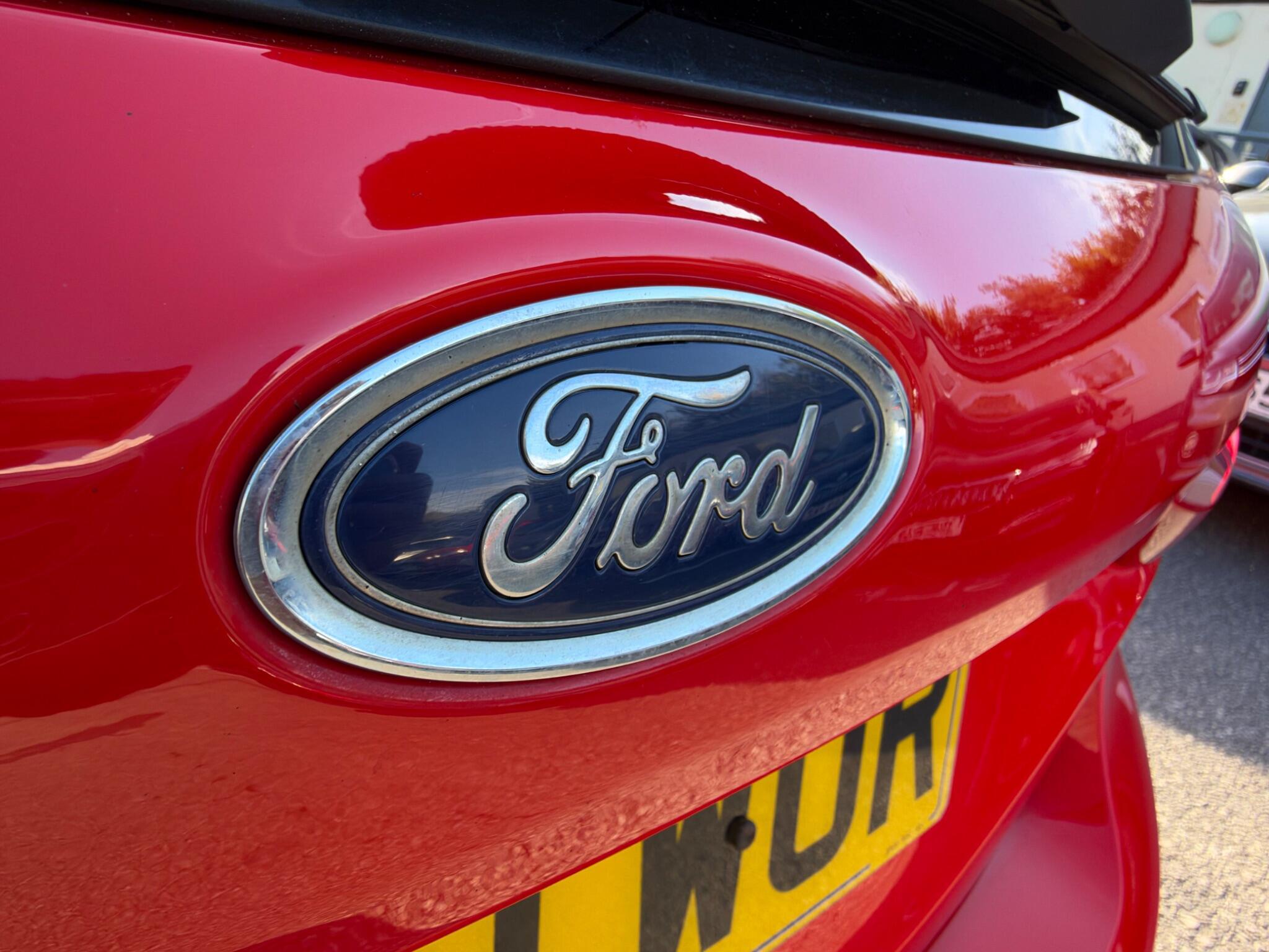 Ford Fiesta - Image 13