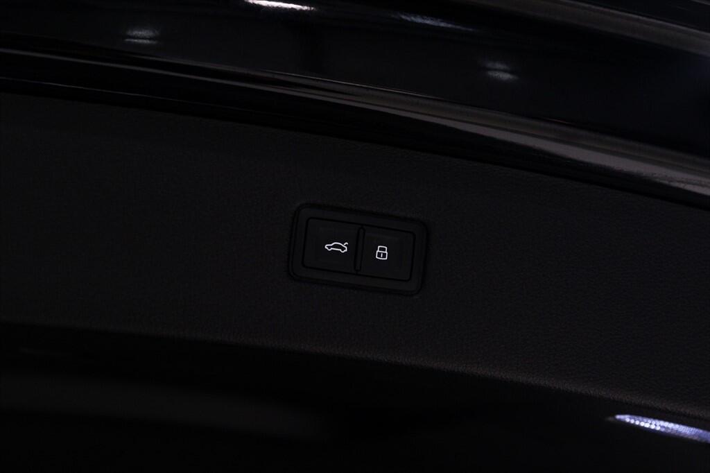 Audi SQ7 - Image 52