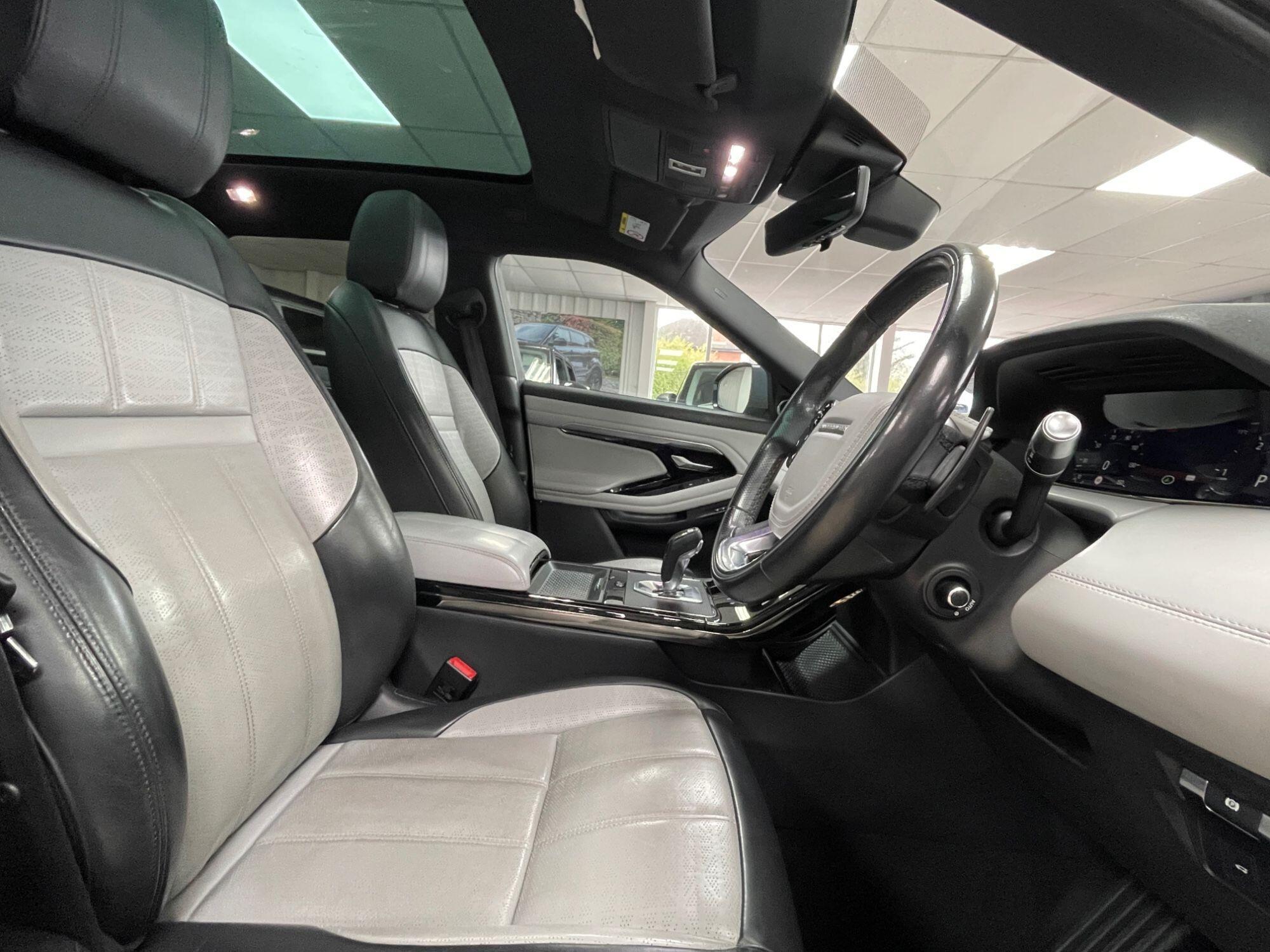 Land Rover Range Rover Evoque - Image 22