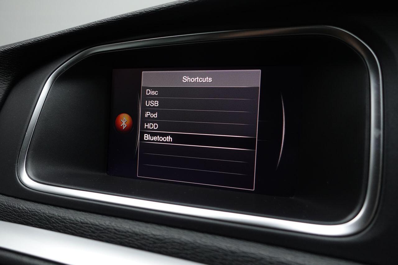 Volvo V40 CROSS COUNTRY - Image 26