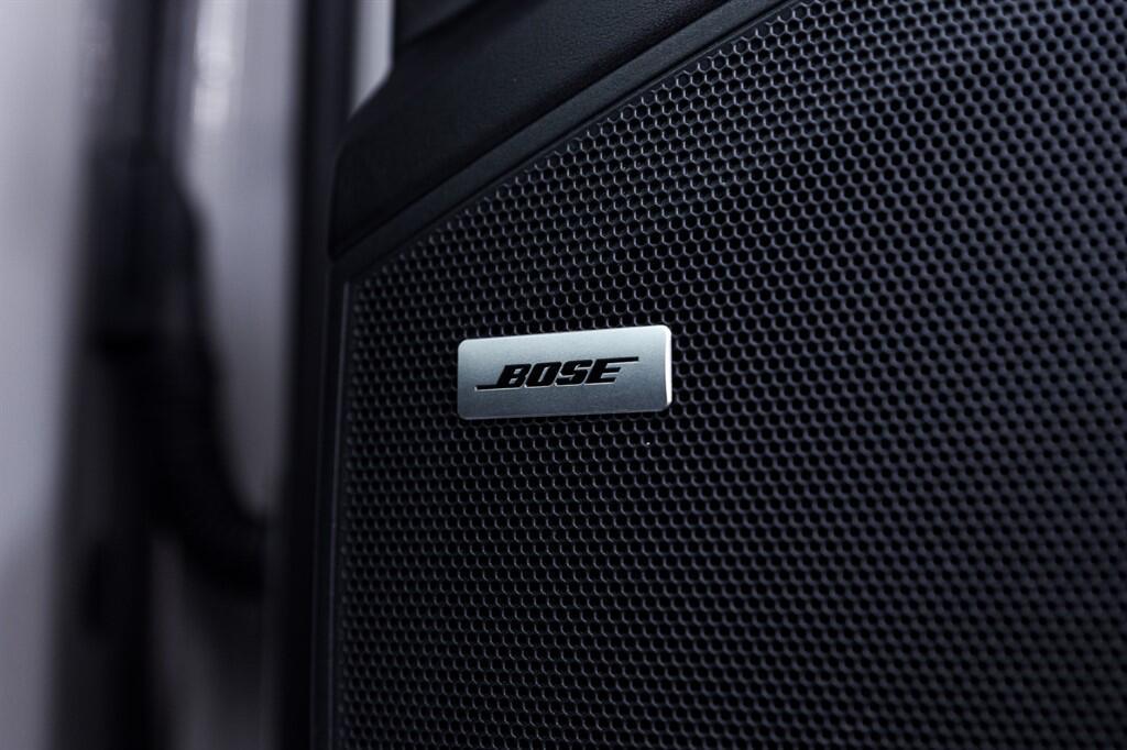 Porsche Cayenne - Image 28