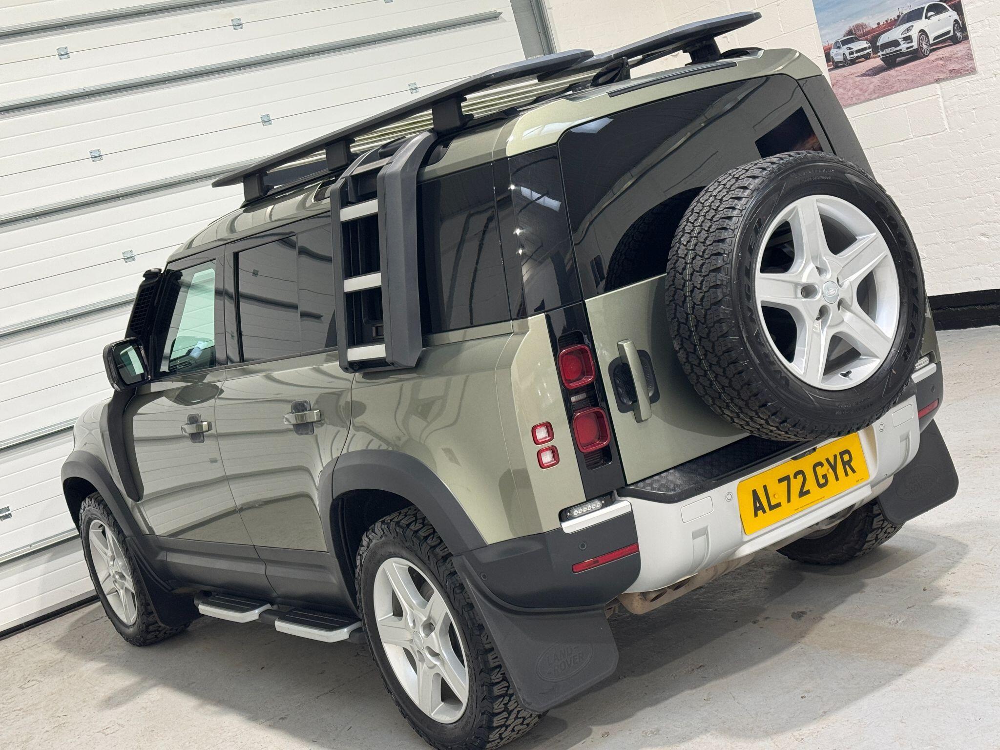 Land Rover Defender 110 - Image 31