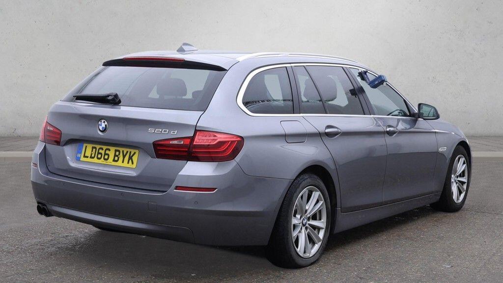 BMW 5 Series - Image 7