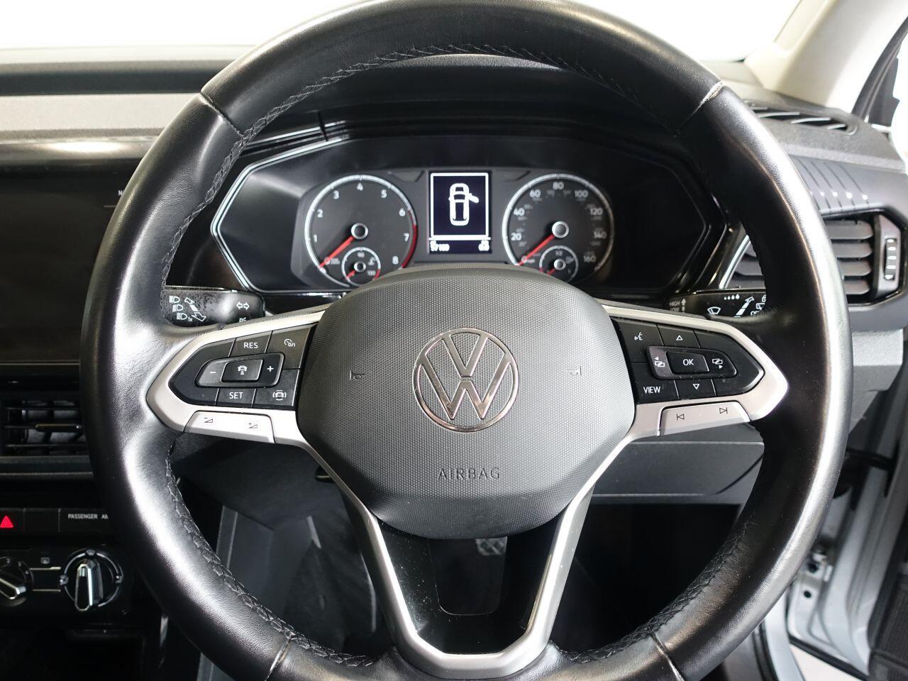 Volkswagen T-Cross - Image 3