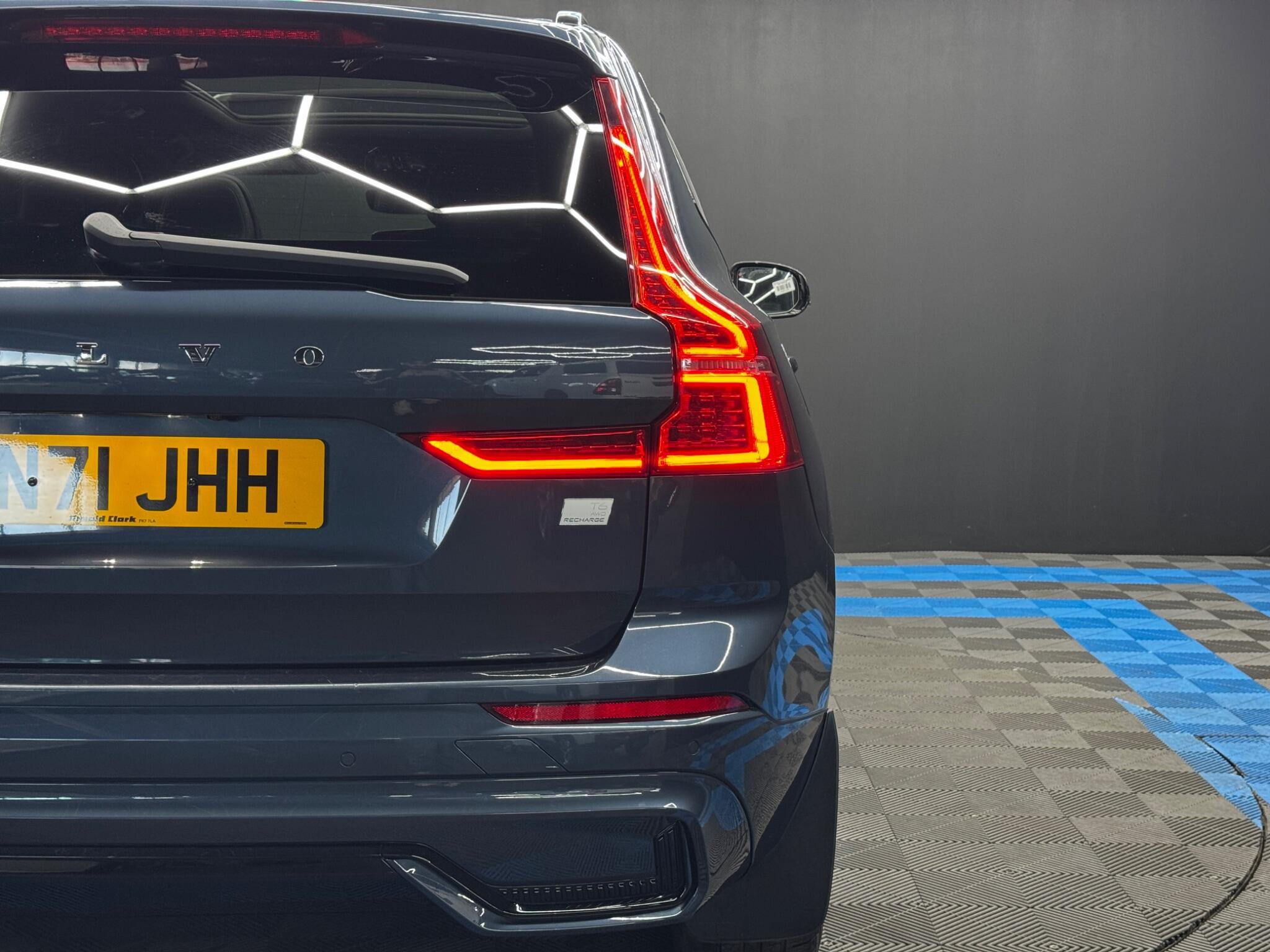 Volvo XC60 - Image 43