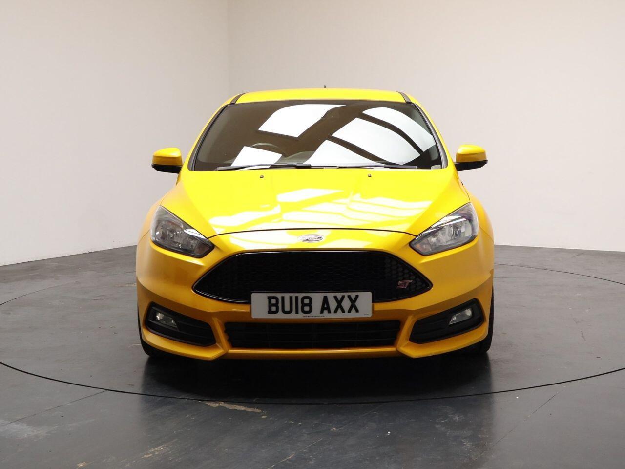 Ford Focus - Image 5