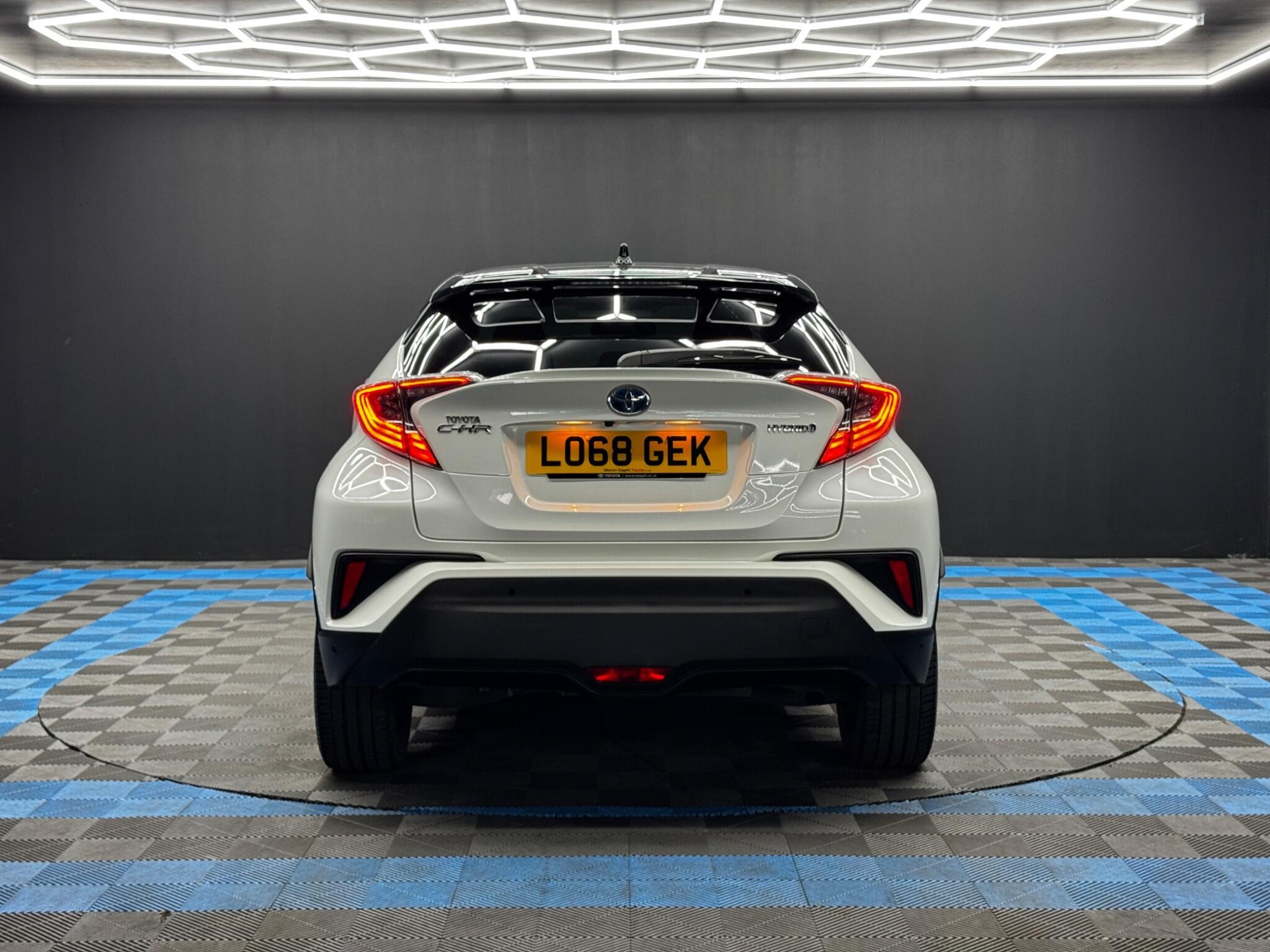 Toyota C-Hr - Image 6
