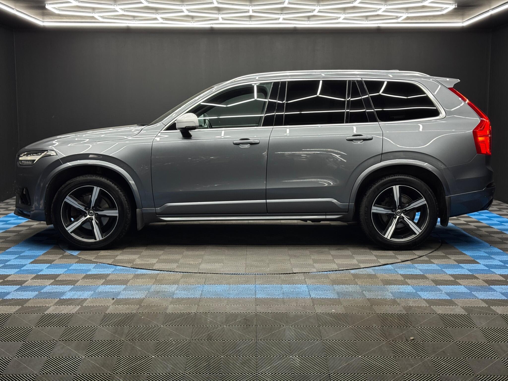 Volvo XC90 - Image 8