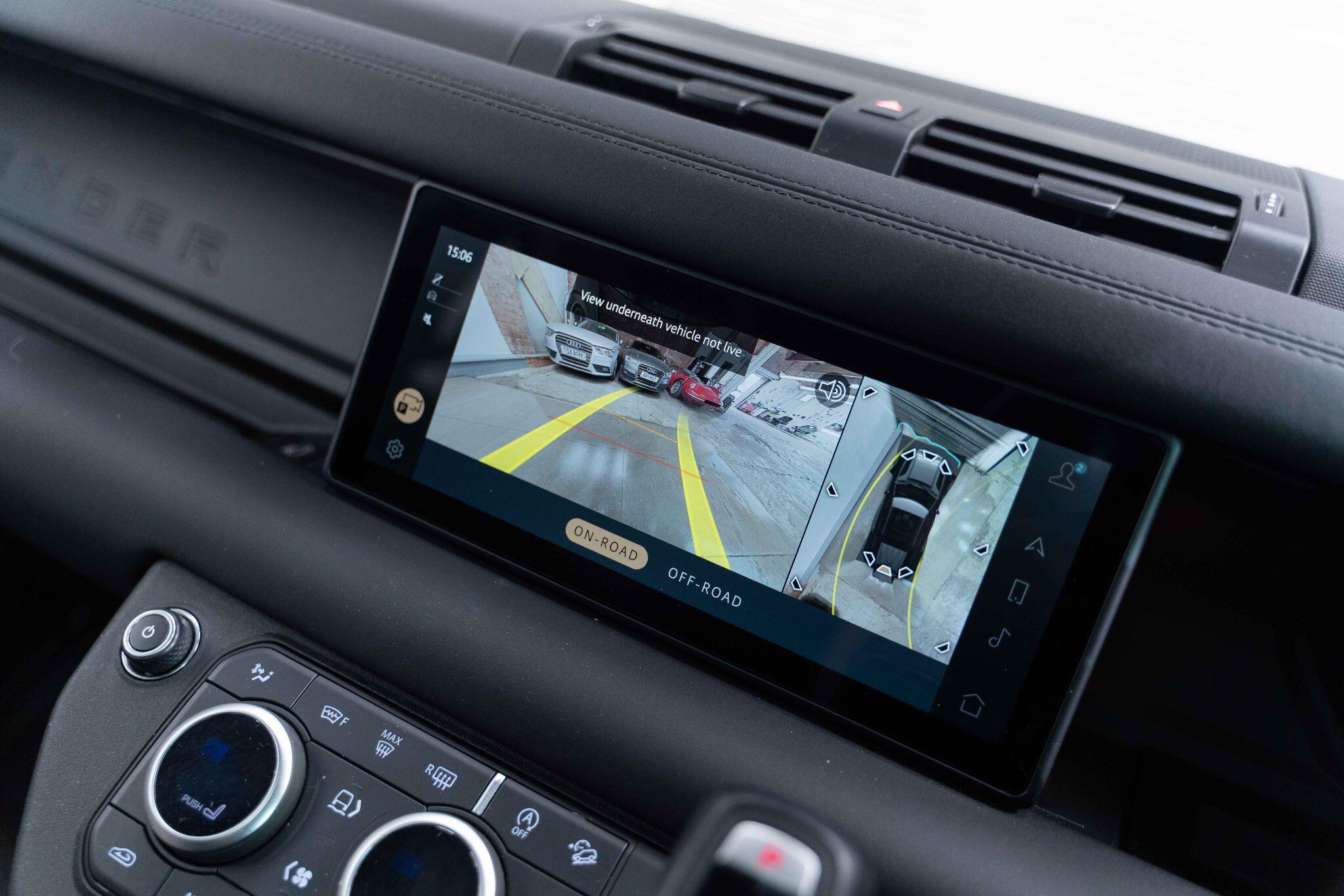 Land Rover Defender 110 - Image 30