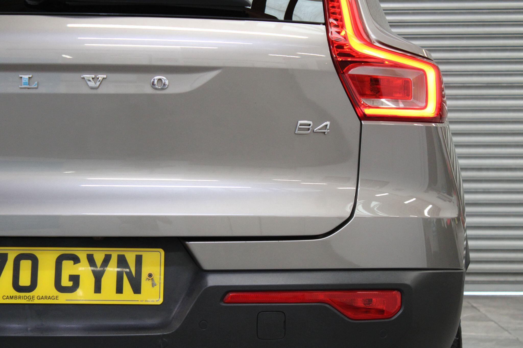 Volvo XC40 - Image 15