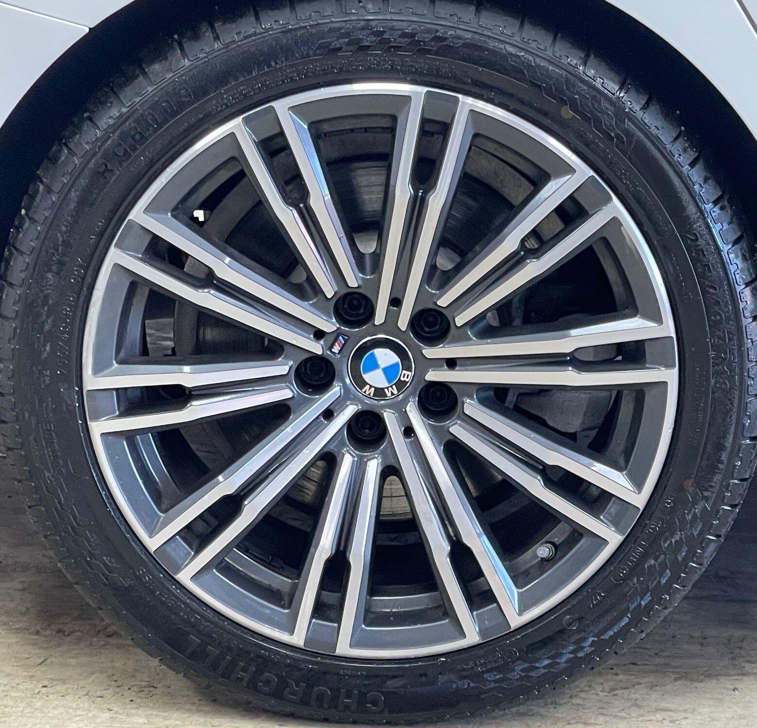 BMW 3 Series - Image 18