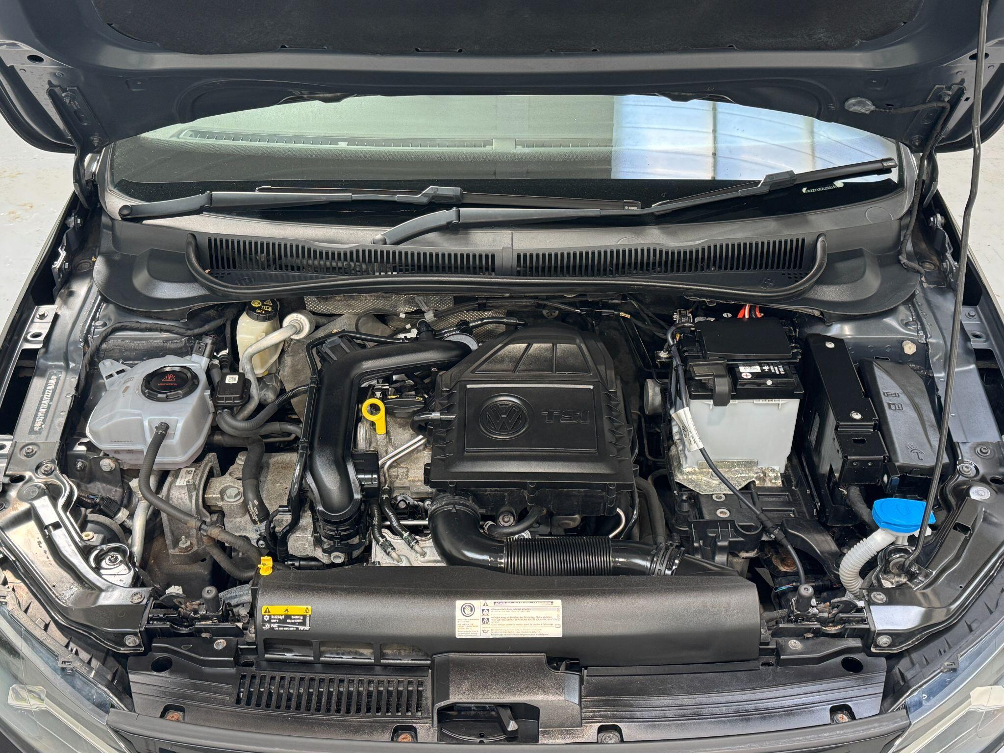 Volkswagen Polo - Image 36