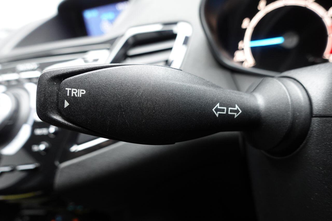 Ford Fiesta - Image 32