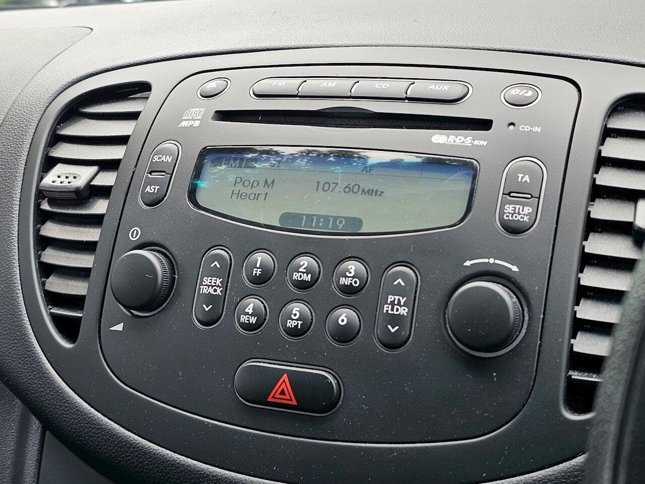 Hyundai i10 - Image 10