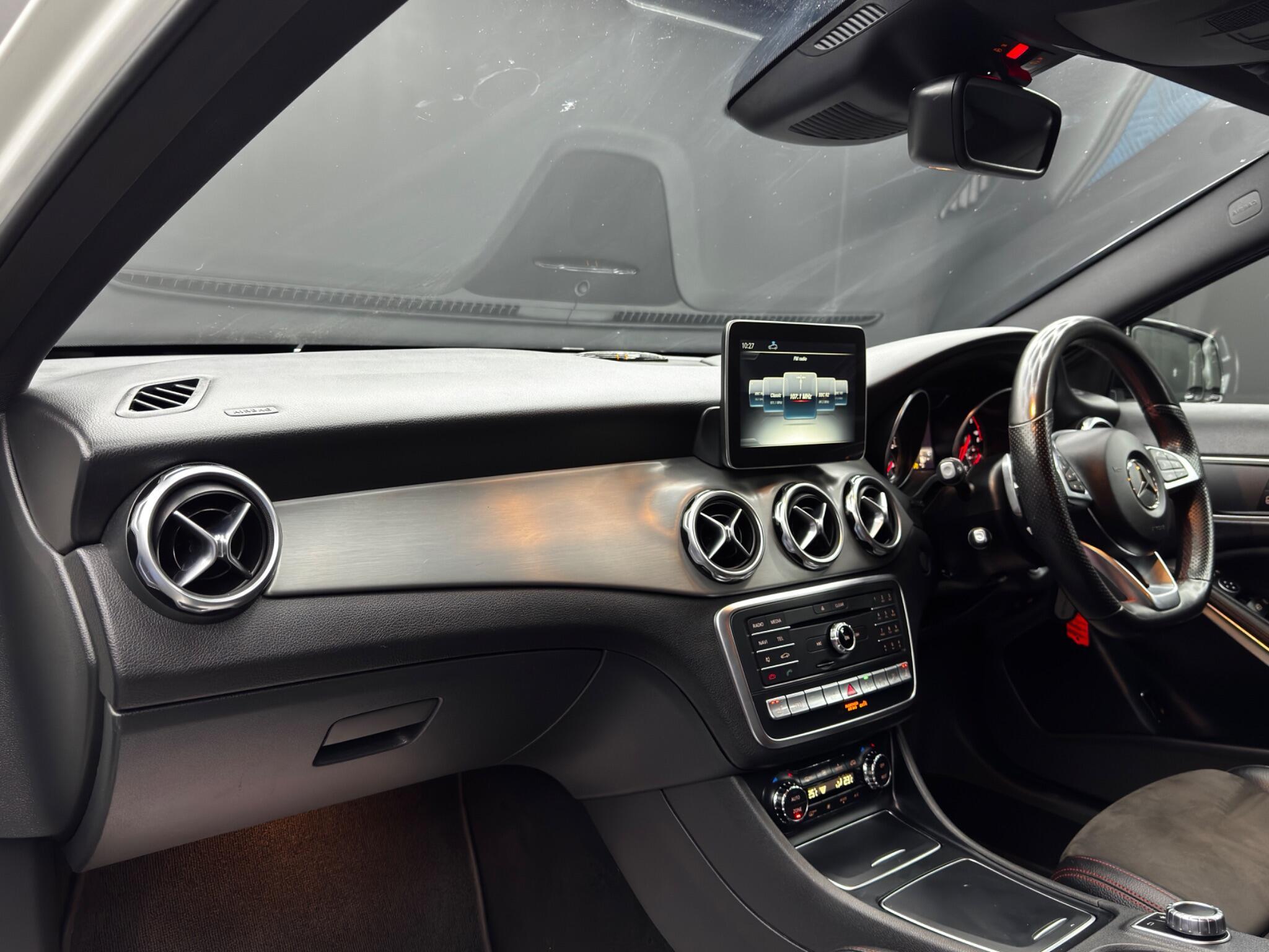 Mercedes GLA - Image 11