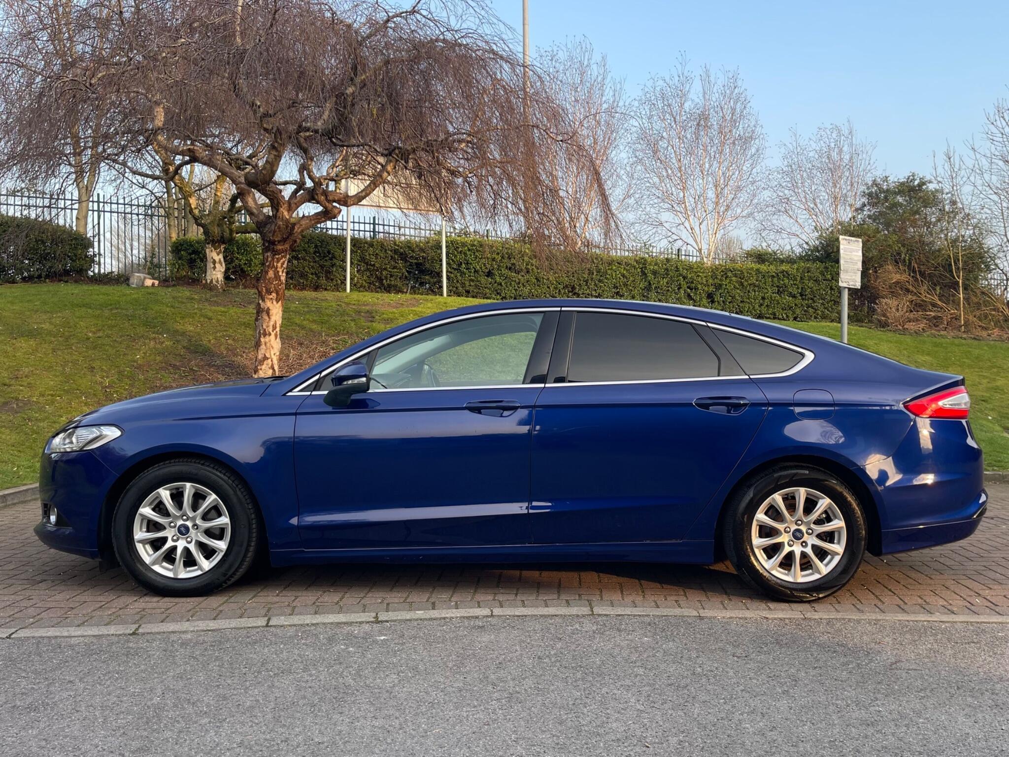 Ford Mondeo - Image 8