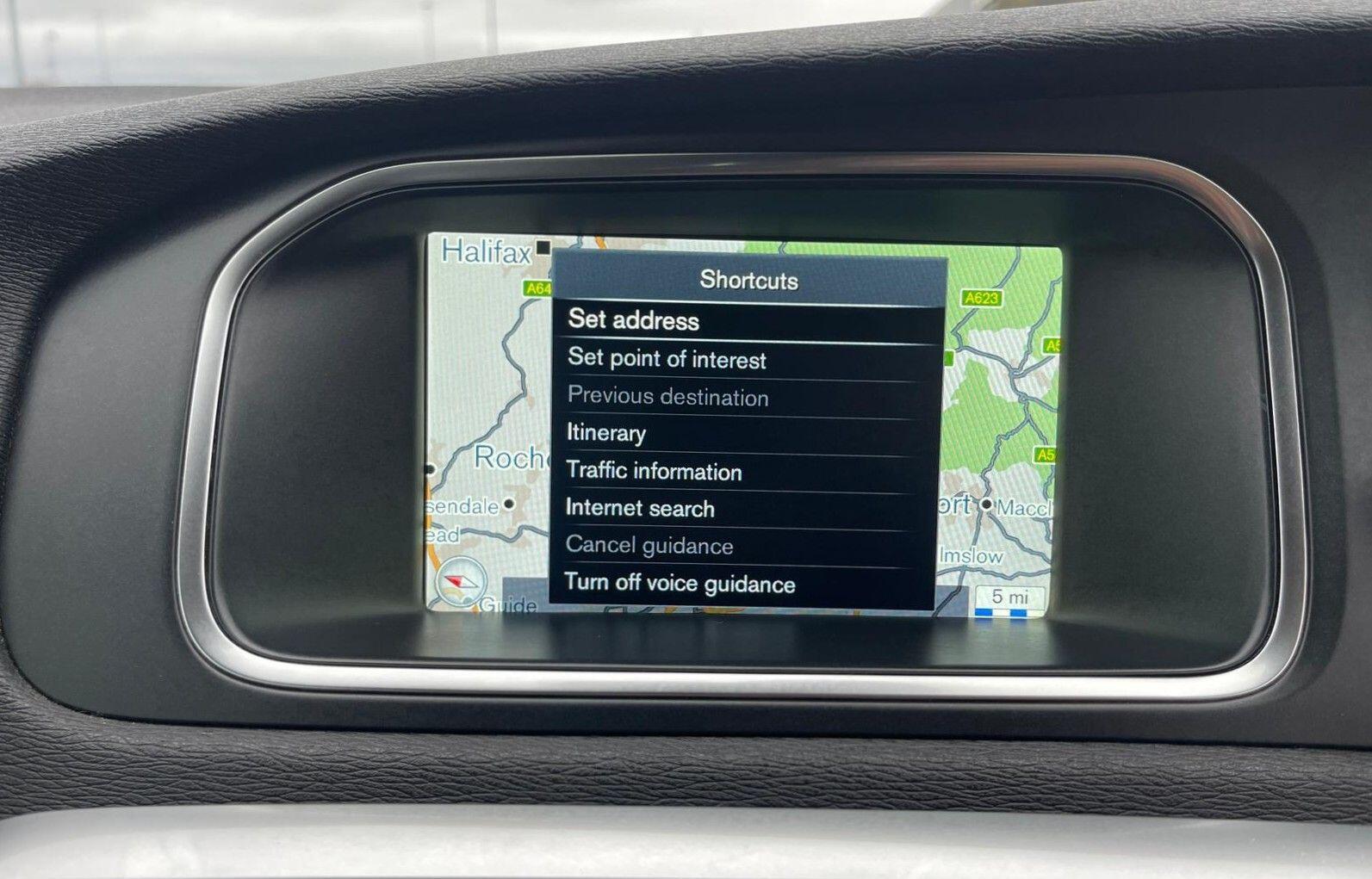 Volvo V40 - Image 38