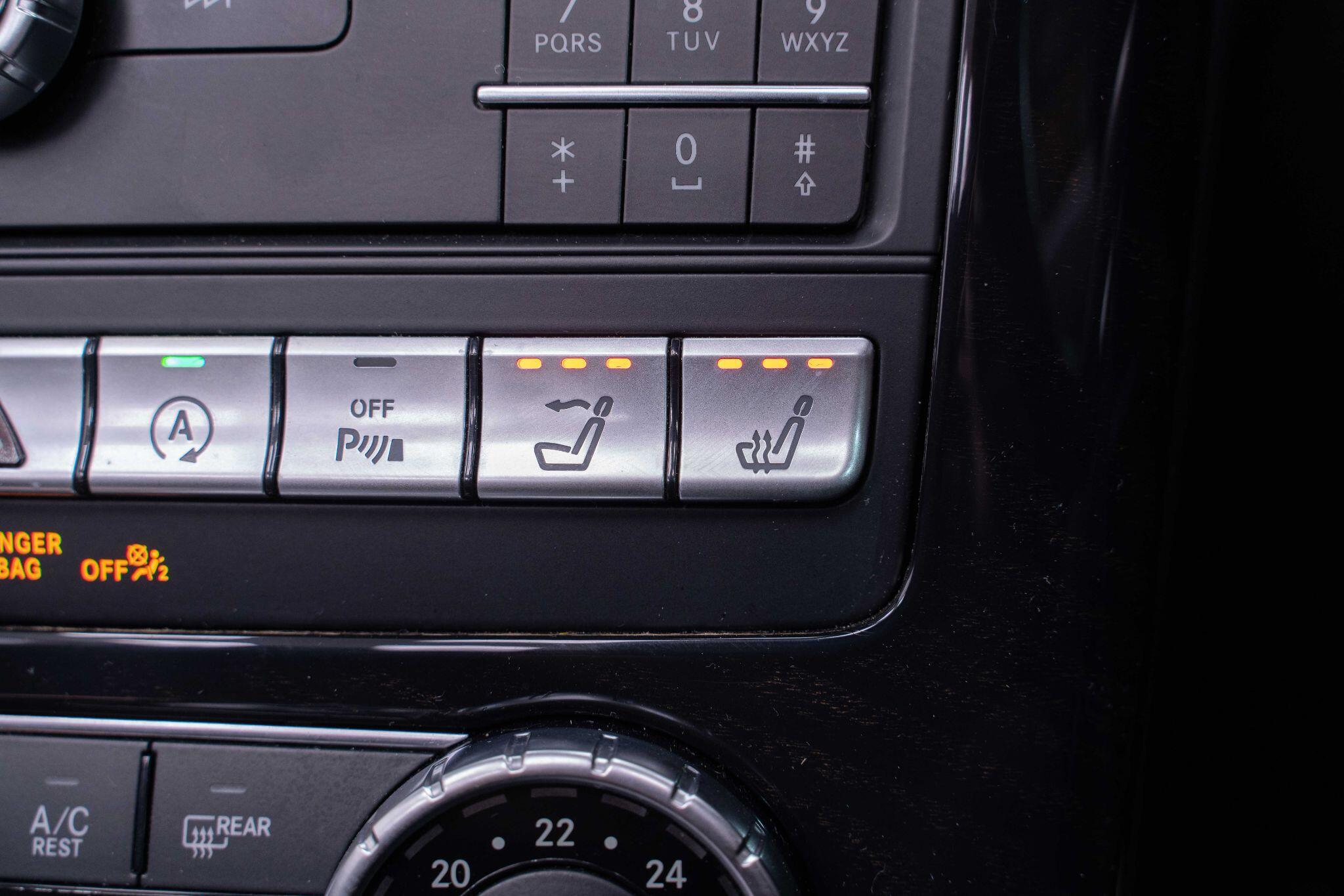 Mercedes SLC - Image 17