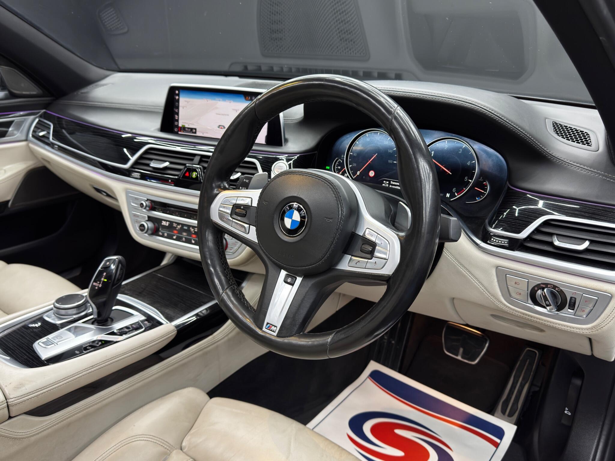 BMW 7 Series - Image 9