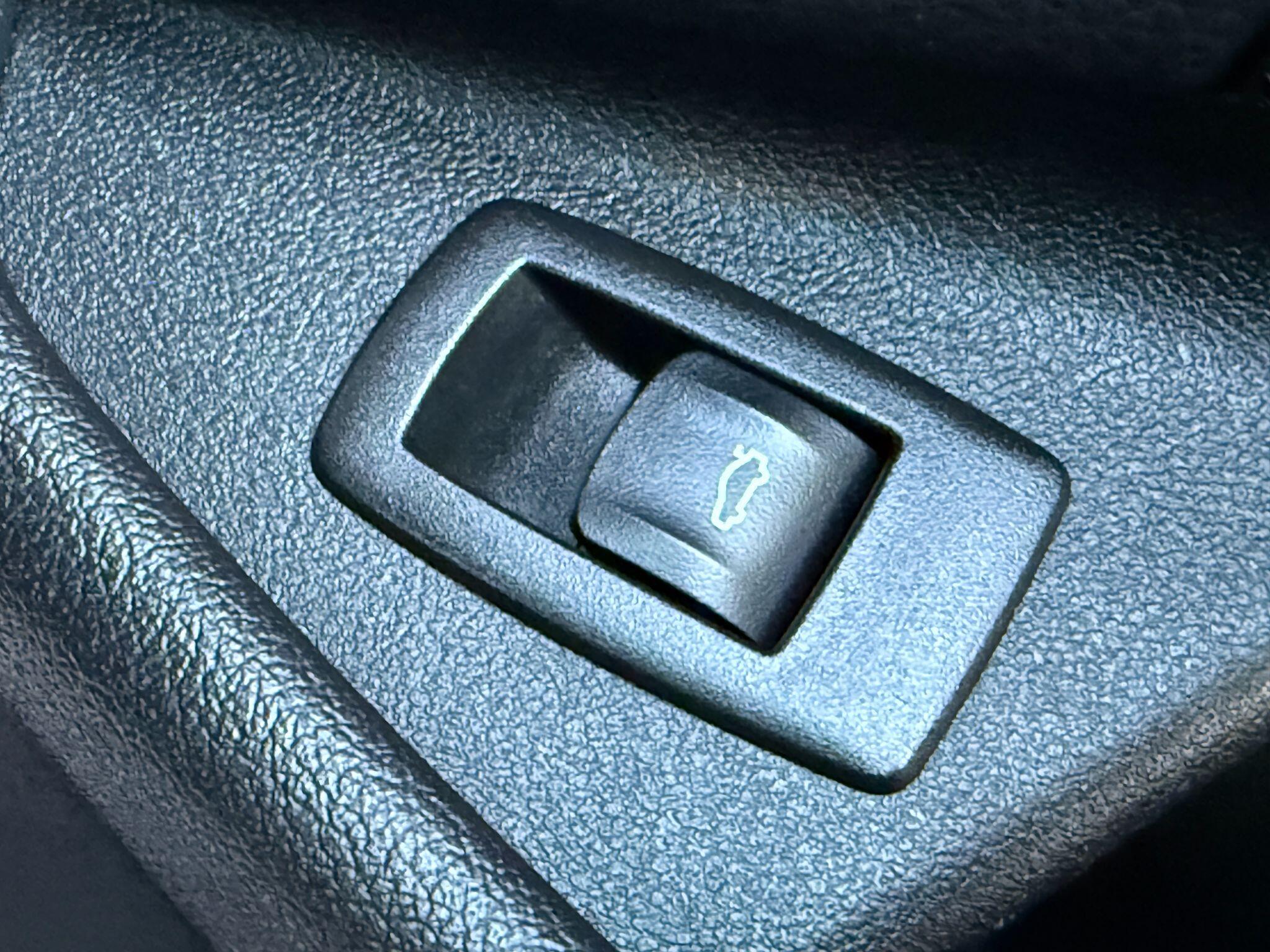 BMW 5 Series - Image 81