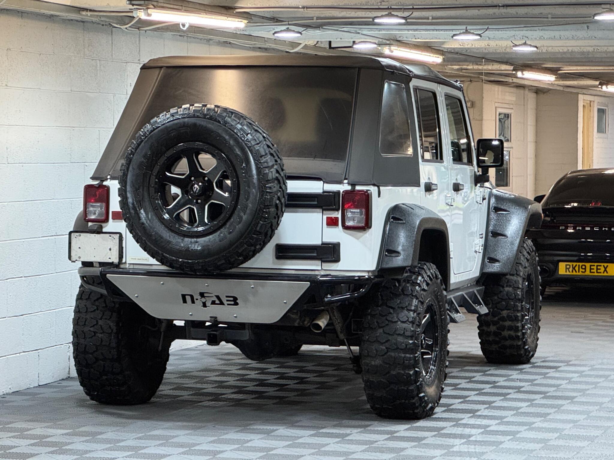 Jeep Wrangler - Image 4