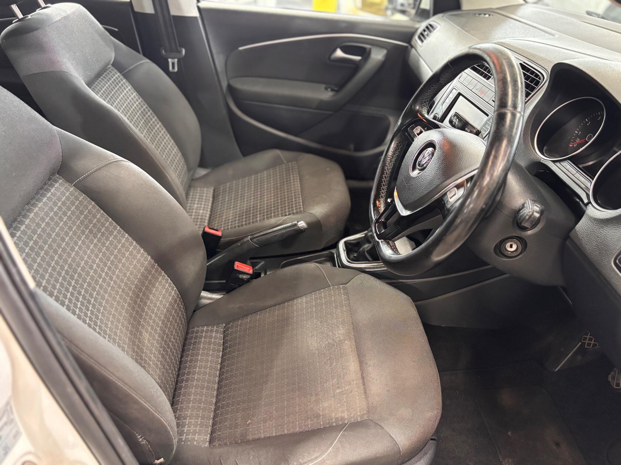 Volkswagen Polo - Image 21