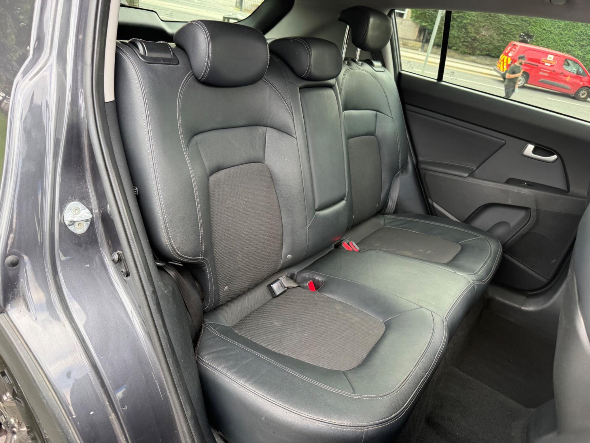 Kia Sportage - Image 16