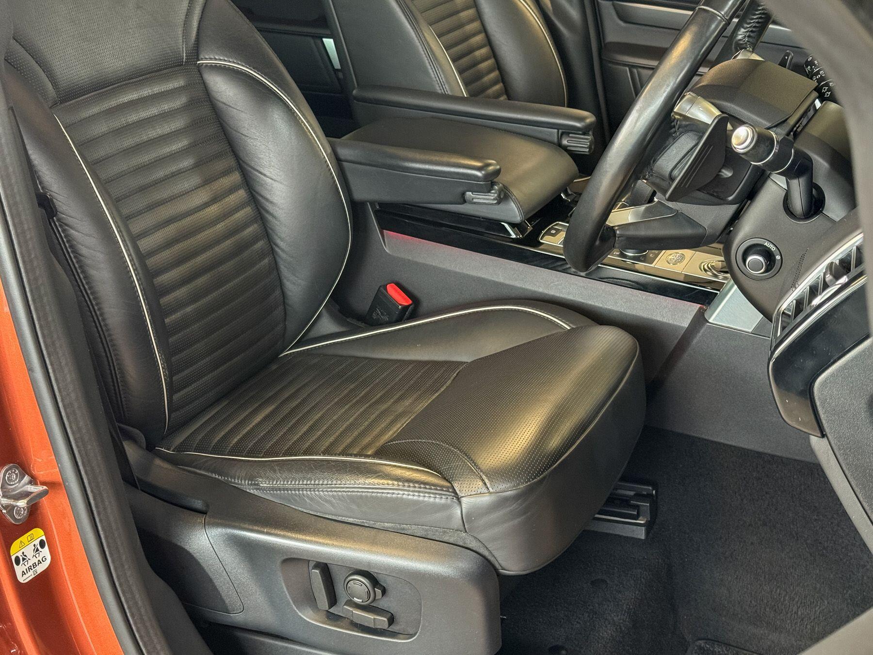 Land Rover Discovery - Image 18