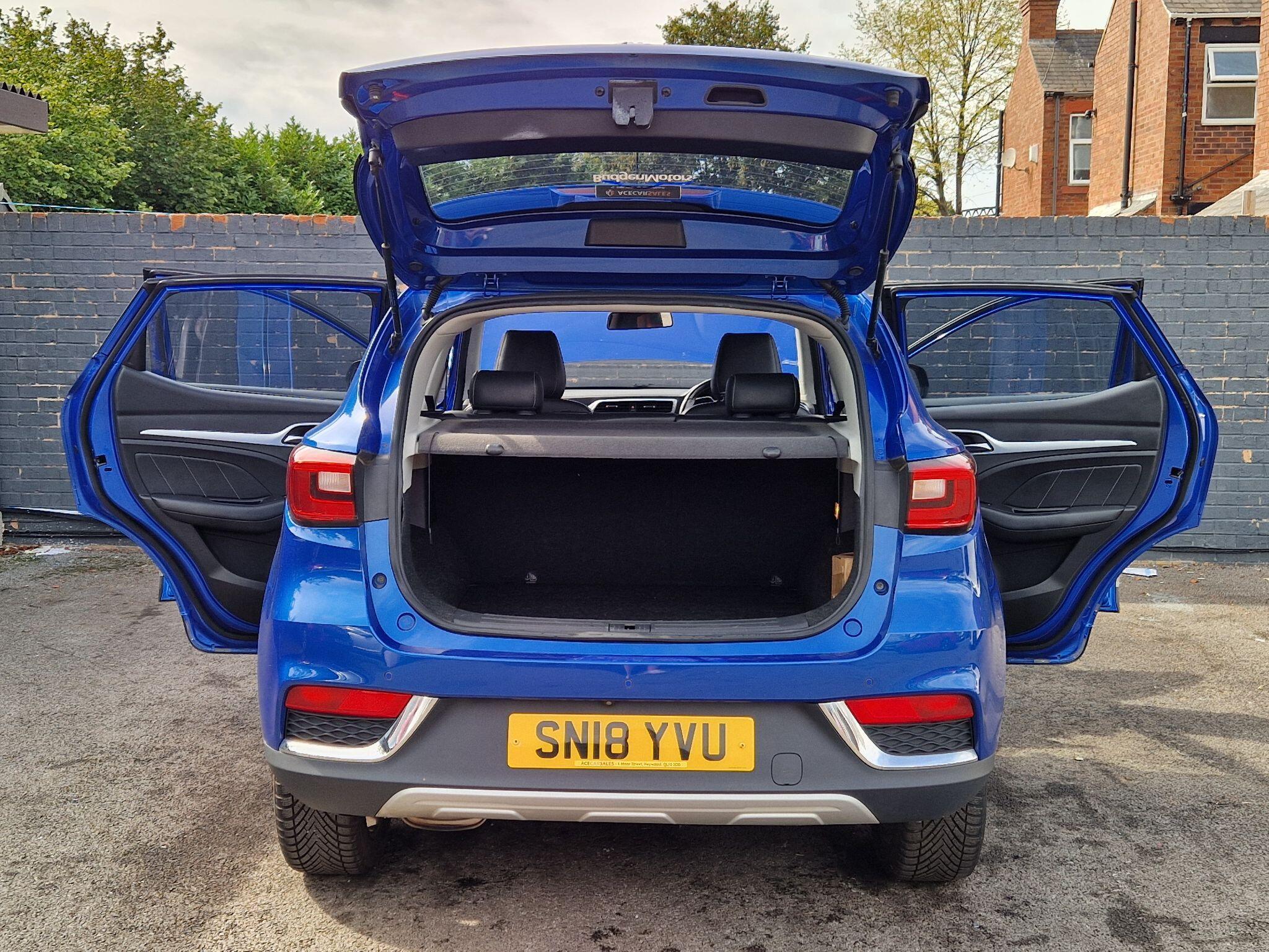MG MG ZS - Image 20