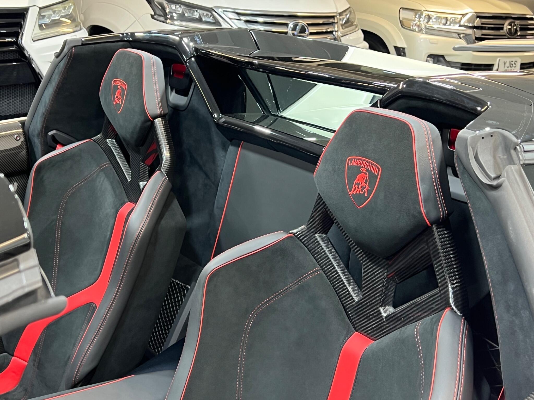 Lamborghini Aventador - Image 11