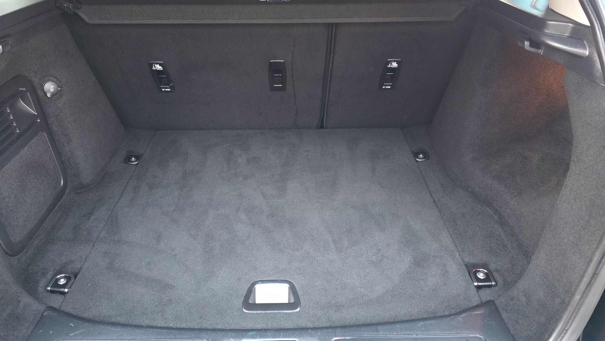 Land Rover Range Rover Evoque - Image 40