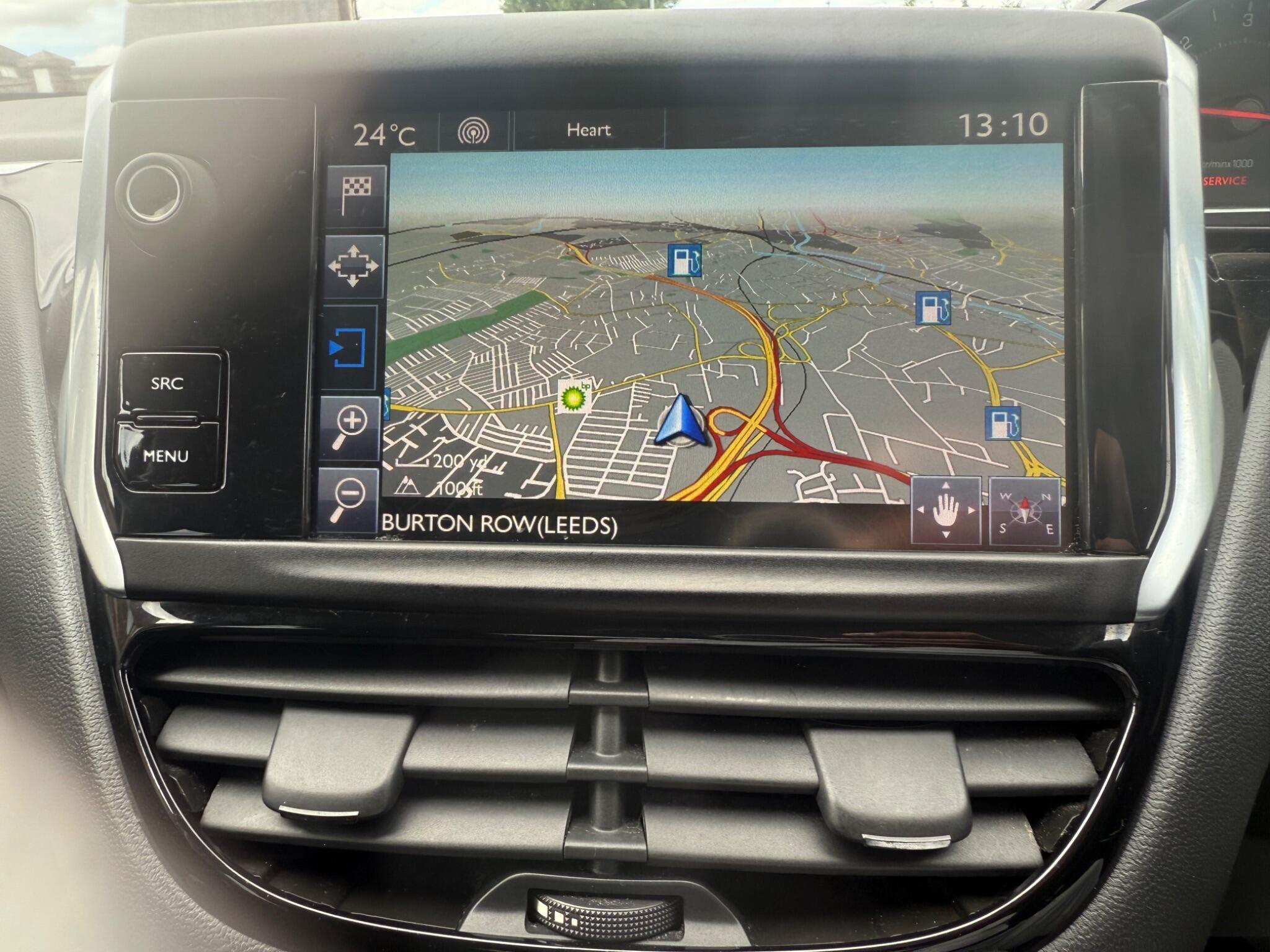 Peugeot 208 - Image 14