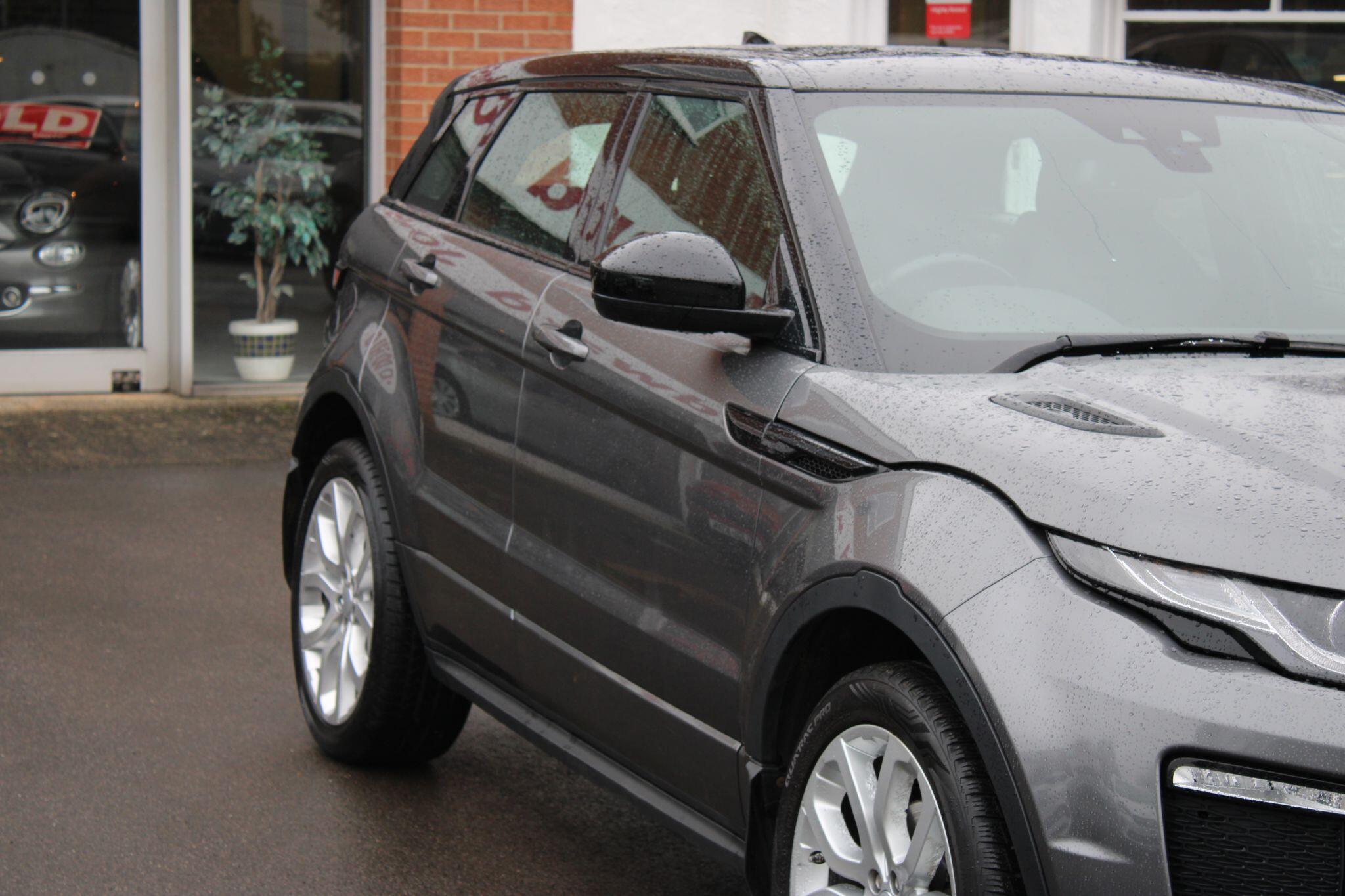 Land Rover Range Rover Evoque - Image 10