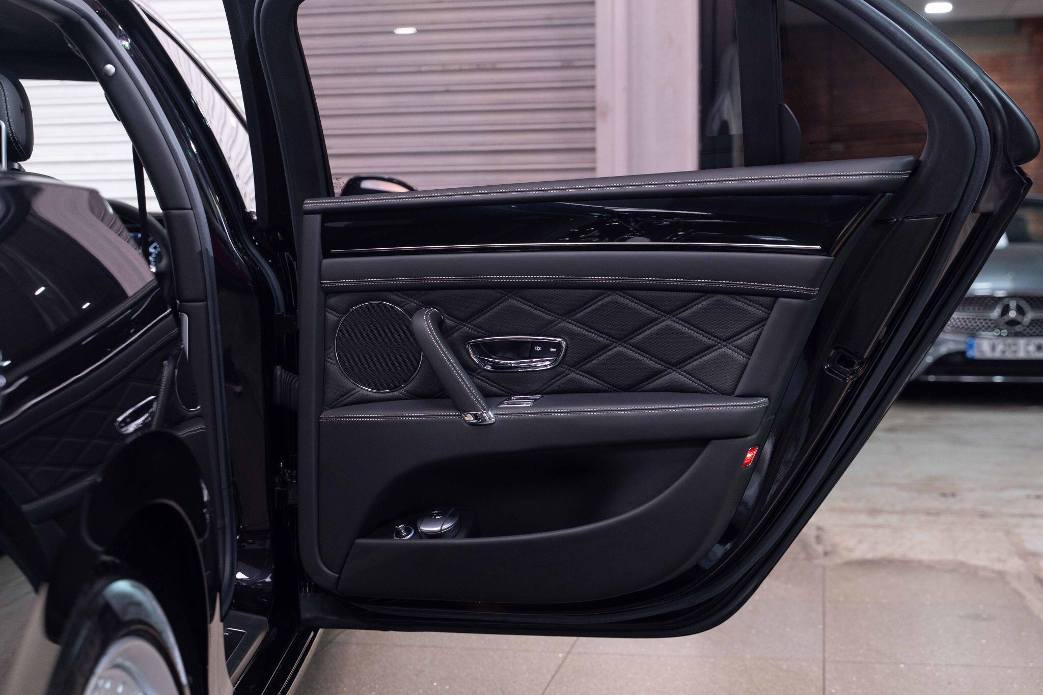 Bentley Flying Spur - Image 24