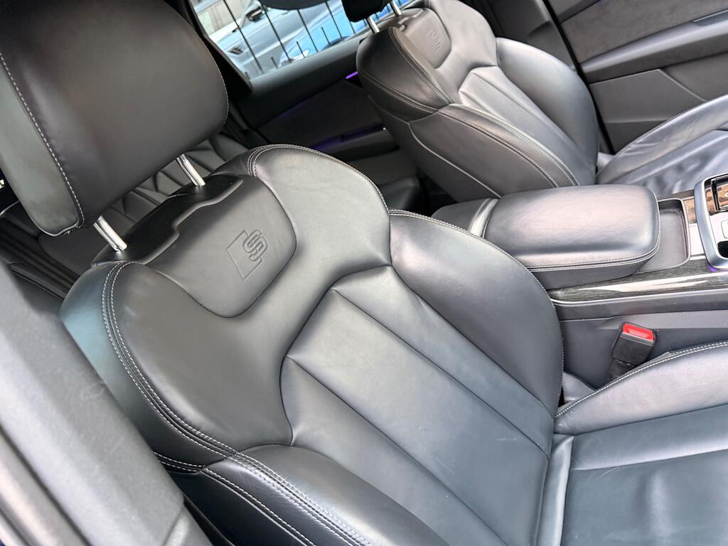 Audi Q7 - Image 48