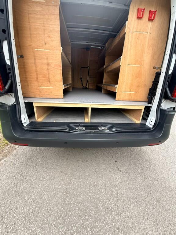 Mercedes Vito - Image 11