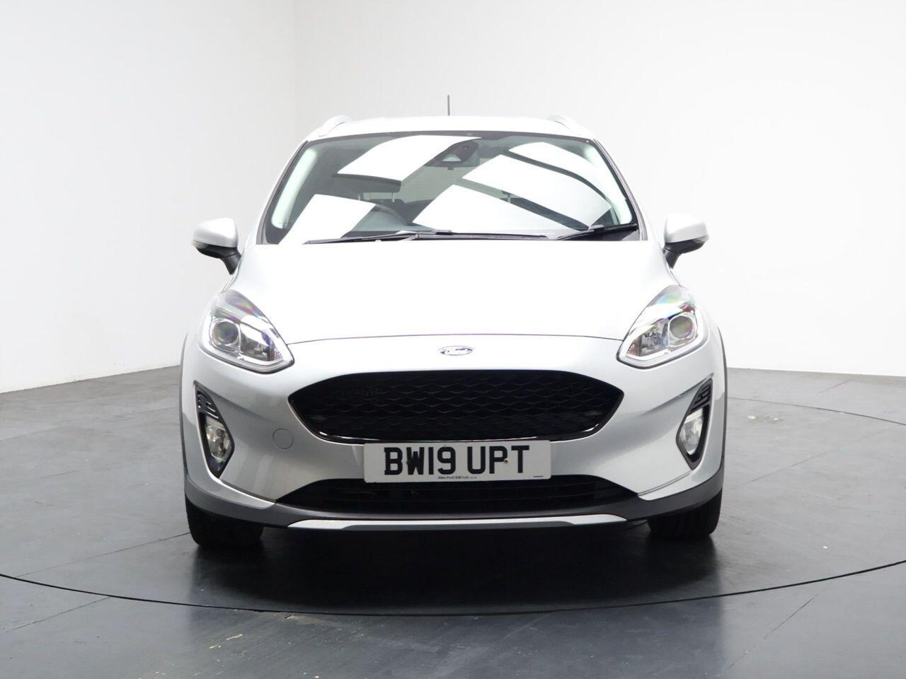 Ford Fiesta - Image 5