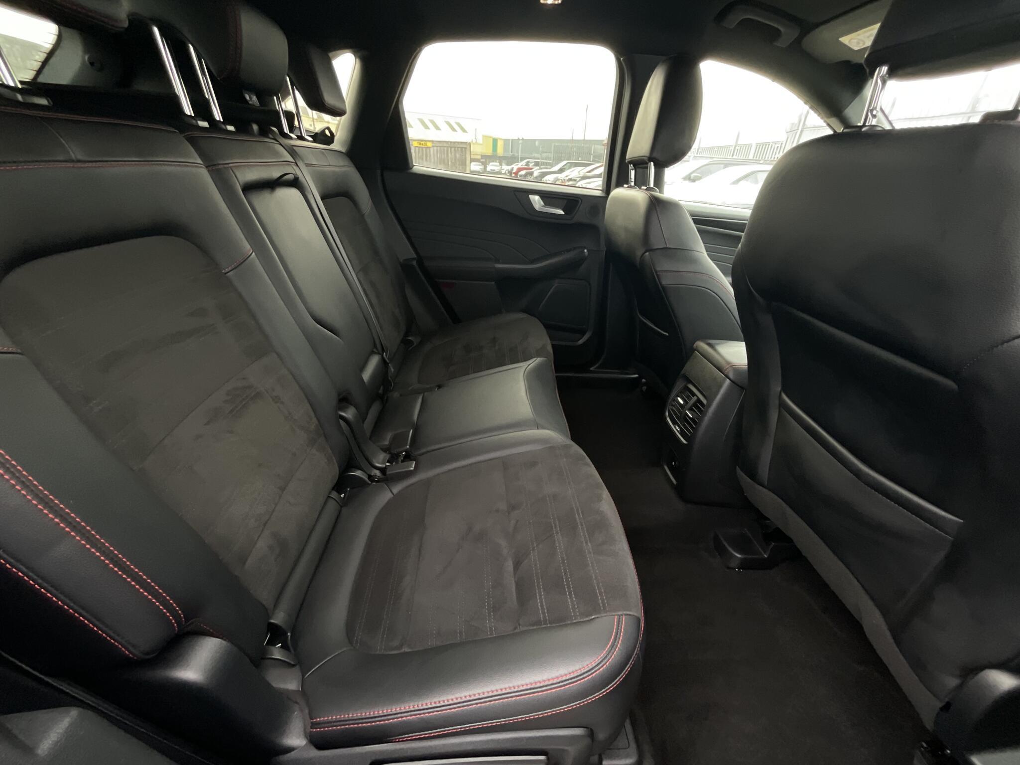 Ford Kuga - Image 12