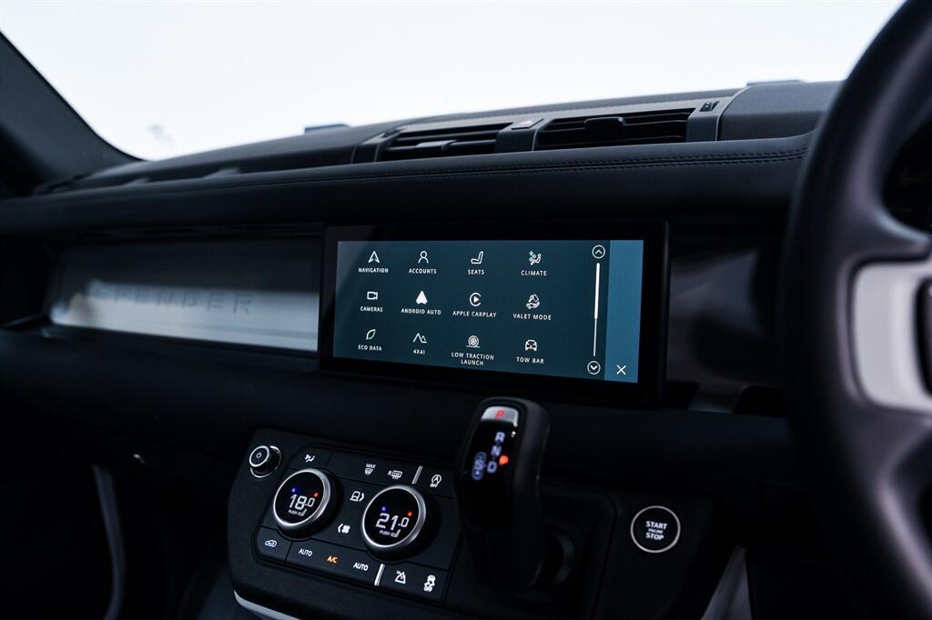 Land Rover Defender 90 - Image 27