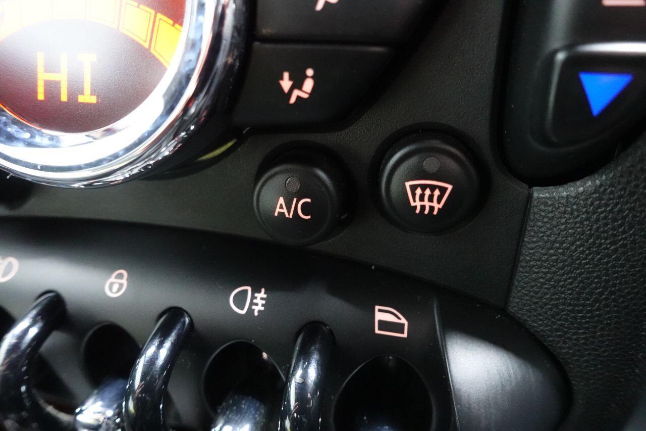 MINI Coupe - Image 8