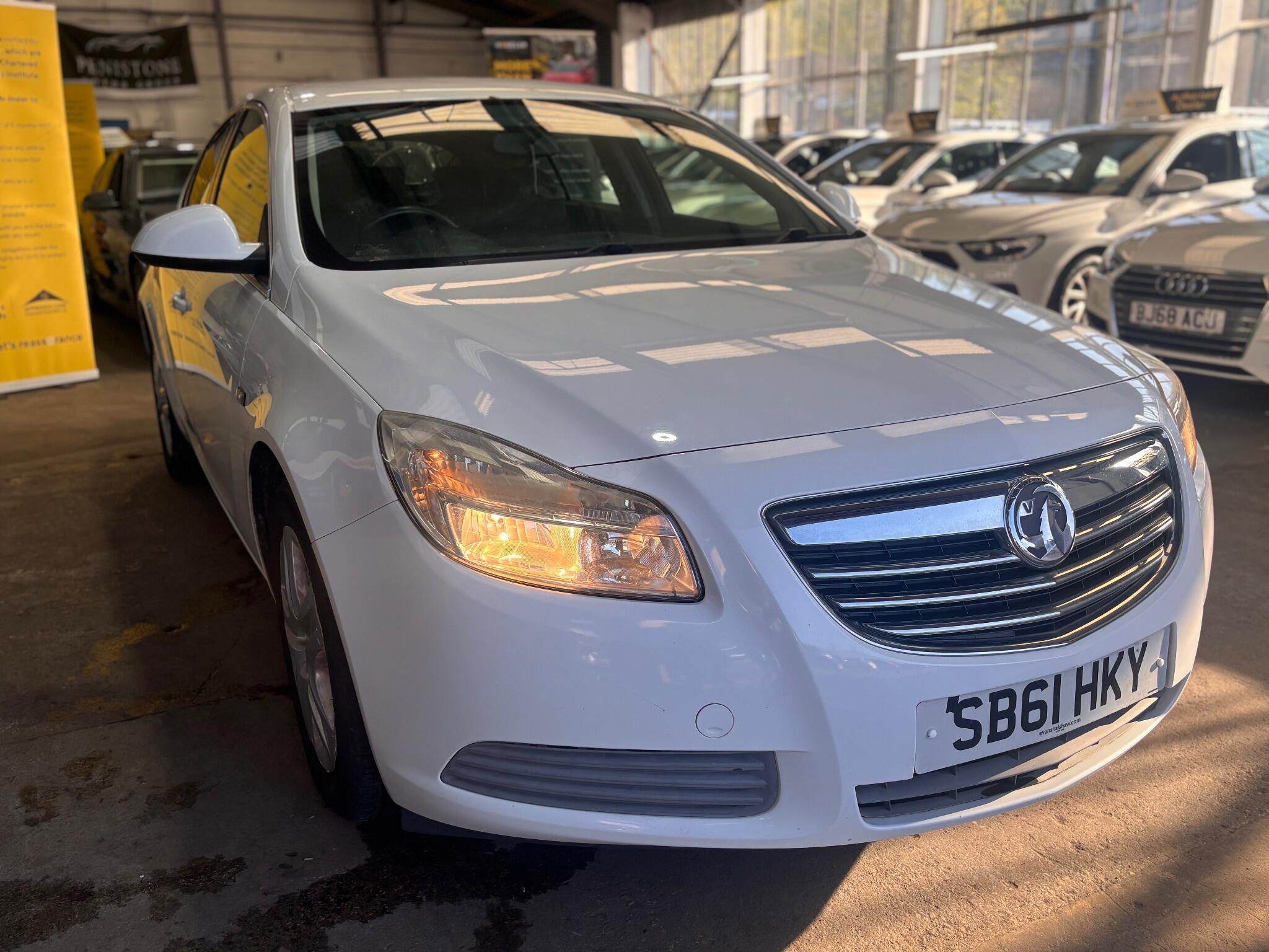 Vauxhall Insignia - Image 23