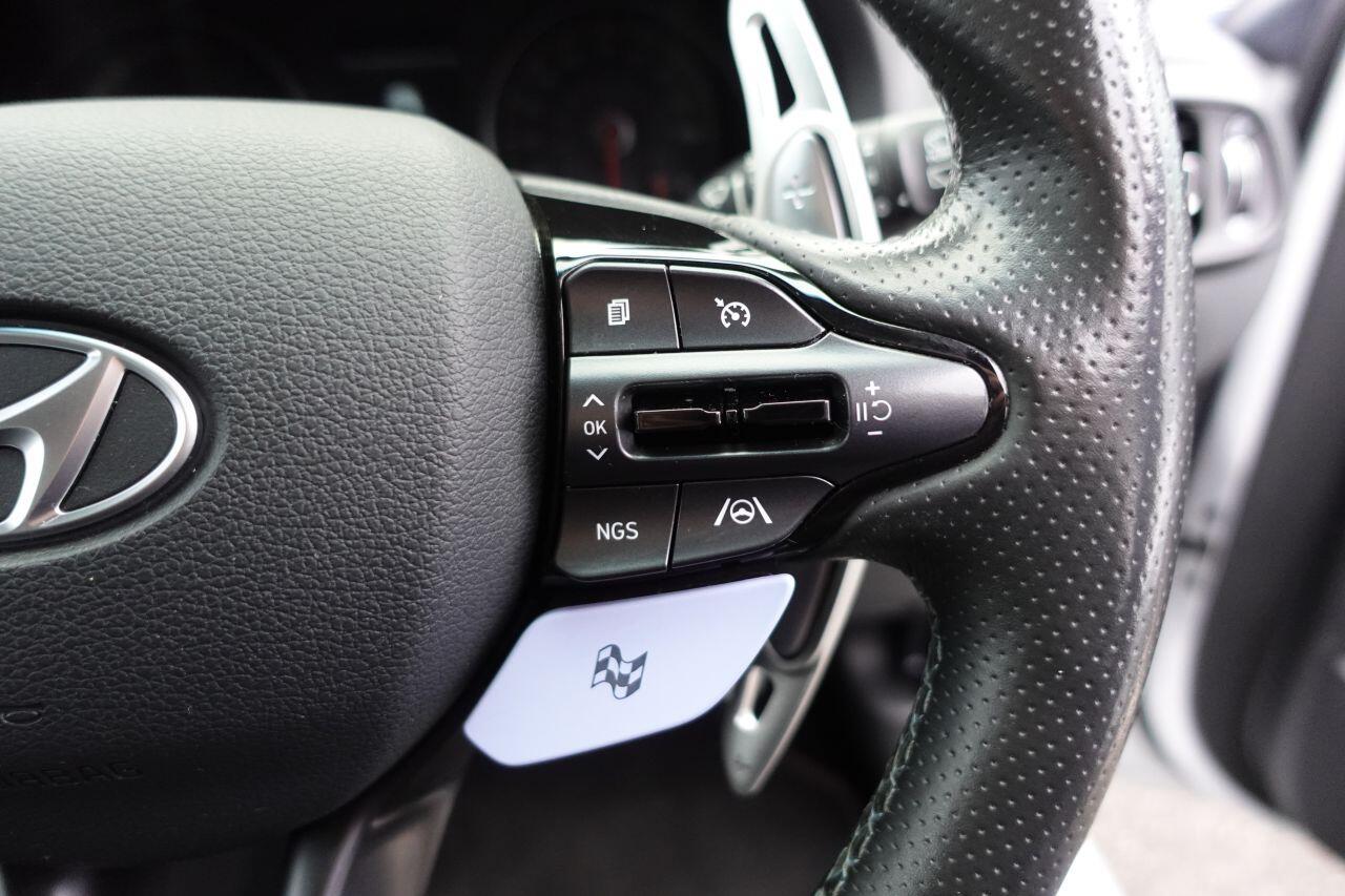 Hyundai i30 - Image 10