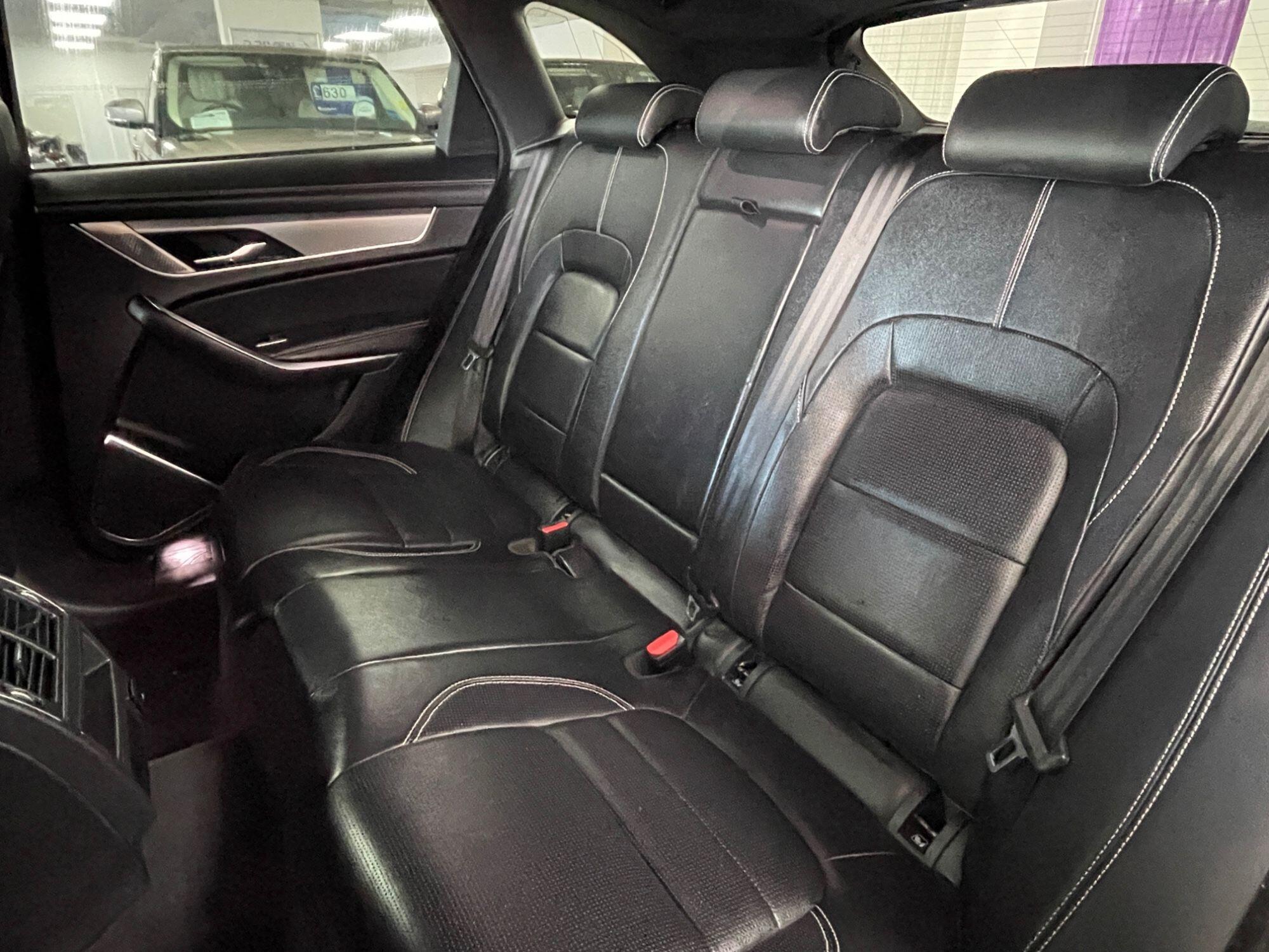 Jaguar F-Pace - Image 30