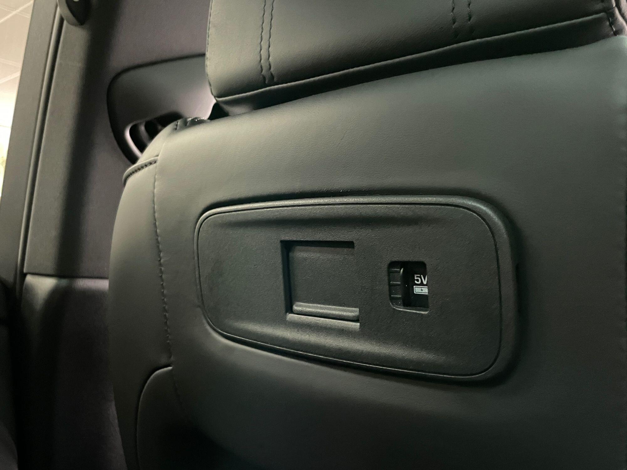 Land Rover Range Rover Evoque - Image 35