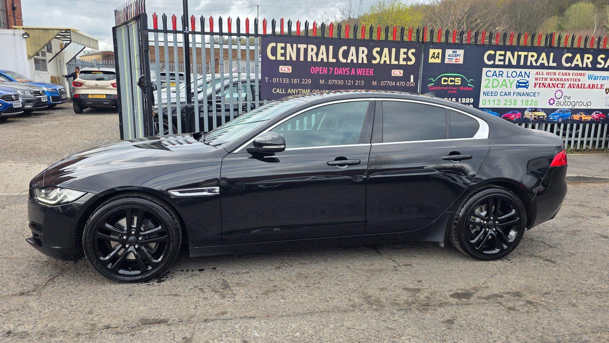 Jaguar XE - Image 17
