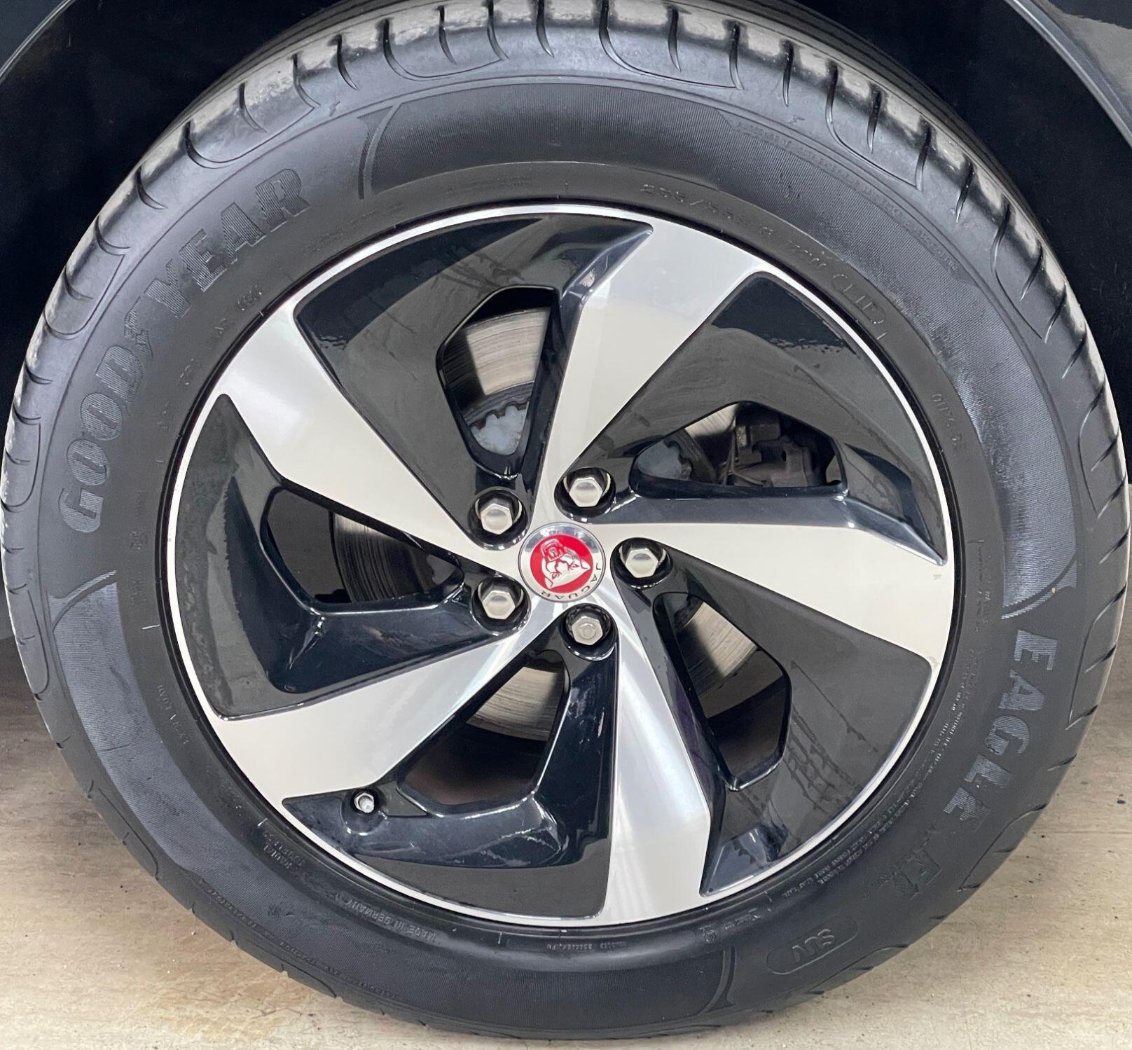 Jaguar F-Pace - Image 15